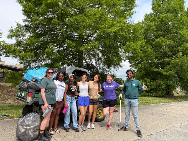 A group pictue at the Love The Boot 2026 clean up during Earth Week